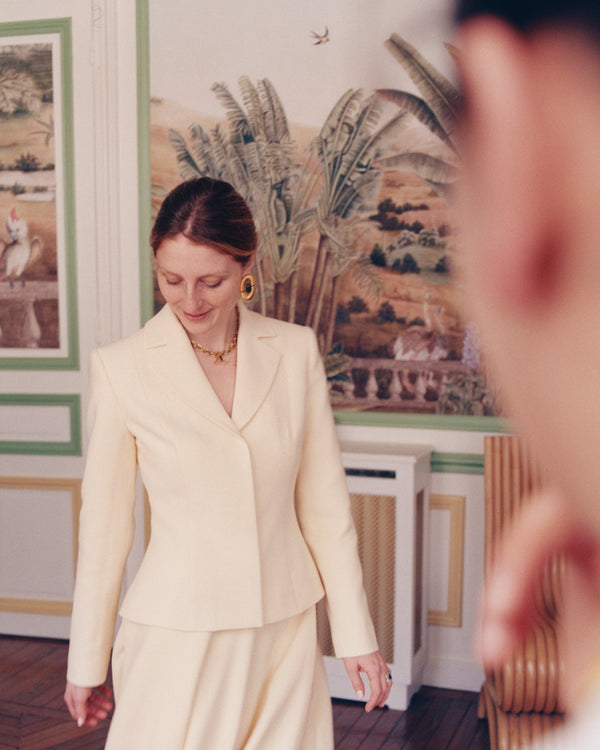 Master Tailor Armina ensured that all details were tailored to Tatiana's preference.